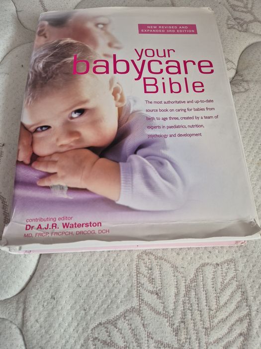 Carte Your Baby Care Bible, autor: Dr. Tony Waterston