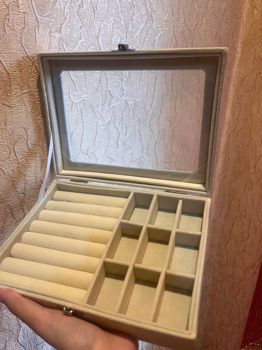 Шкатулка для украшений