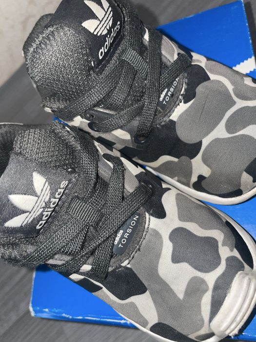 Маратонки Adidas 20