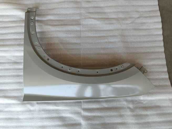 BYD Song Plus EV Левая/правая передняя крыльевая панель в сборе