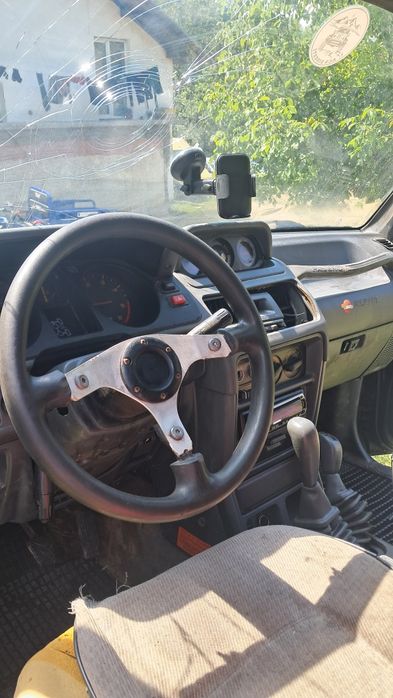 Vând mitsubishi pajero