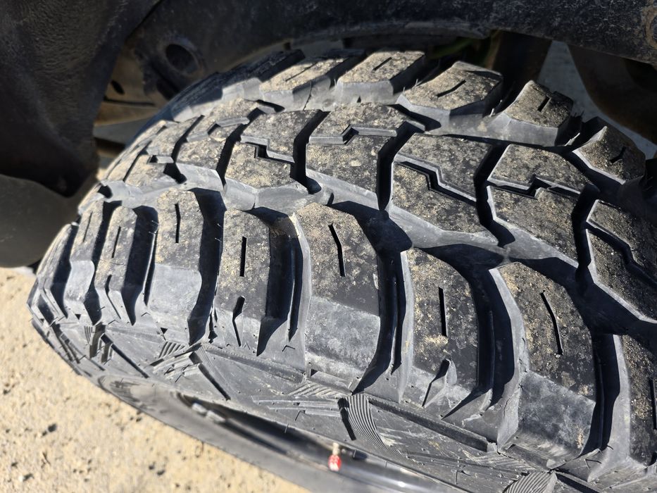 Roți complete 33 12.5 r15