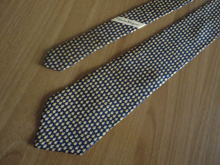 Hugo Boss/нова/оригинална вратовръзка