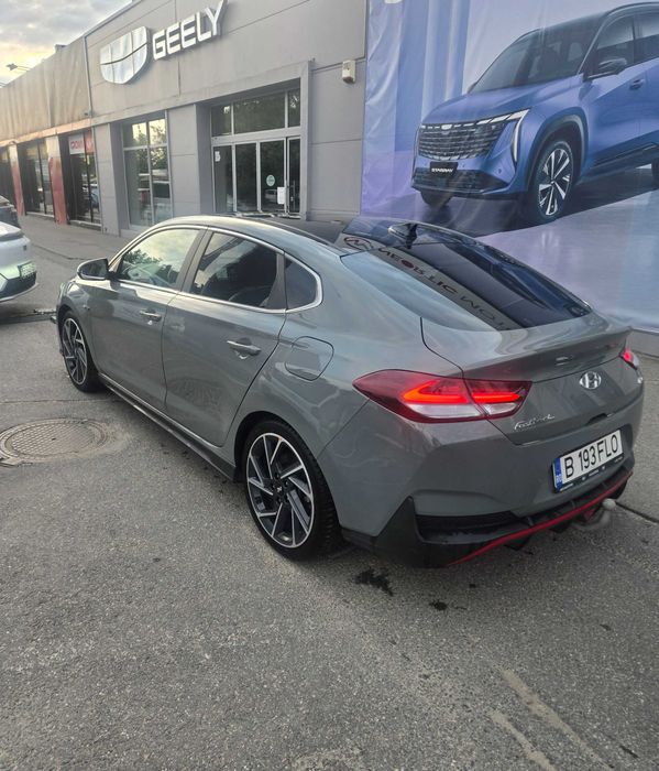 vand  hyundai  i30
