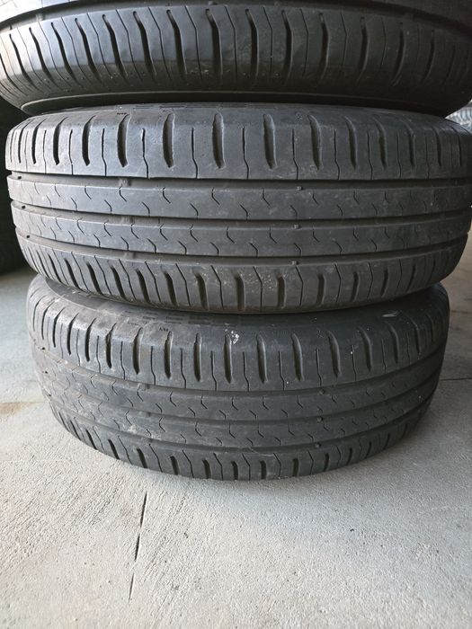 4 Броя 175/65/14 Continental 2x6,2mm 2x5,7mm