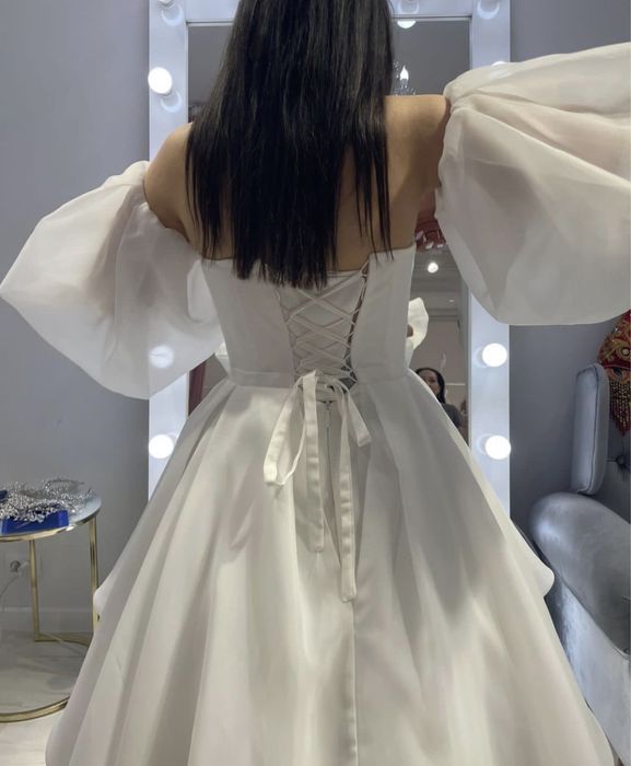 Свадебное платье