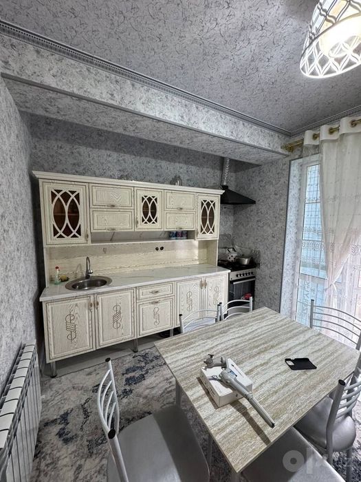 Chilonzor metrosi yaqinda arenda 2 xonali