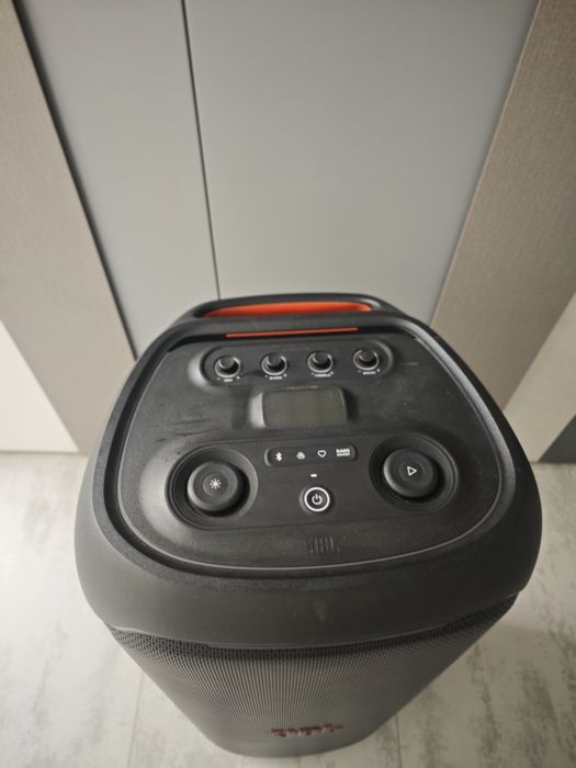 Boxă JBl Ultimate Stare foarte buna