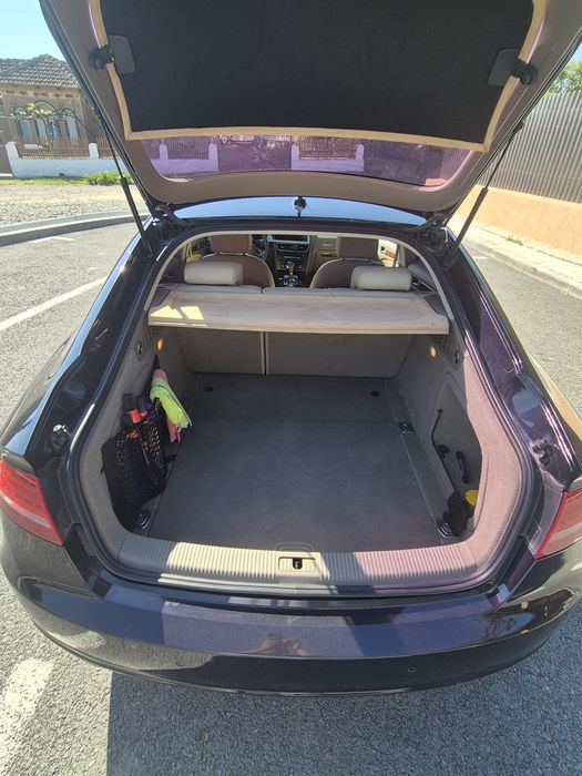 AUDI A5 2011. 2.0 TDI. AUTOMAT