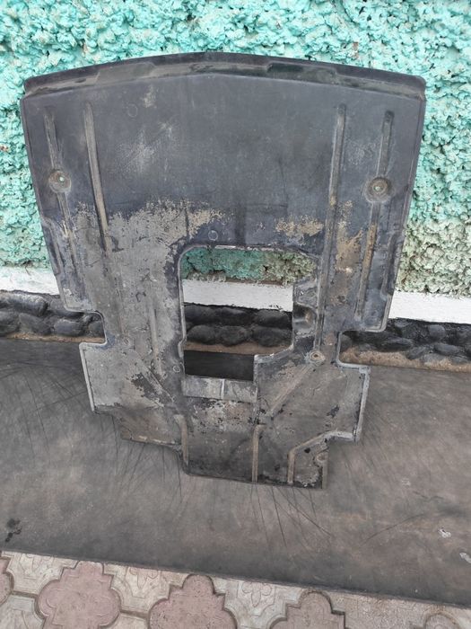 Защита двигателя мерседес 124