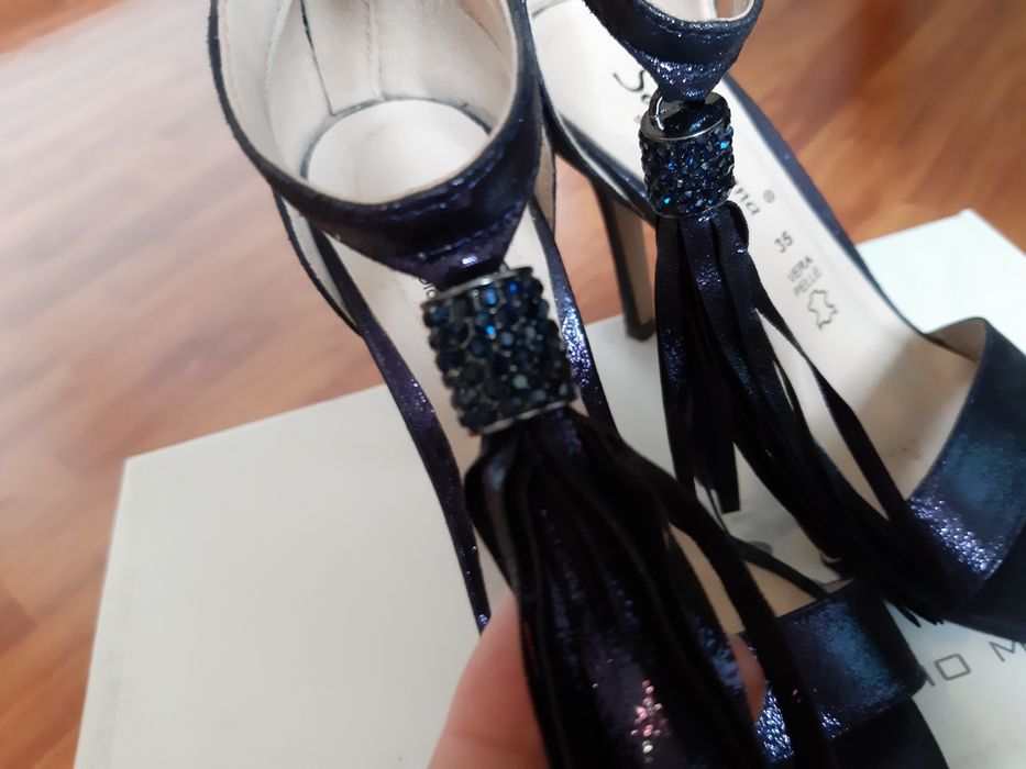 Set sandale piele marimea 35-36 si poseta Benvenuti