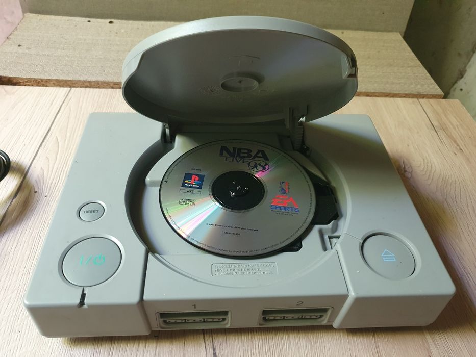 Sony Playstation 1 перфектен