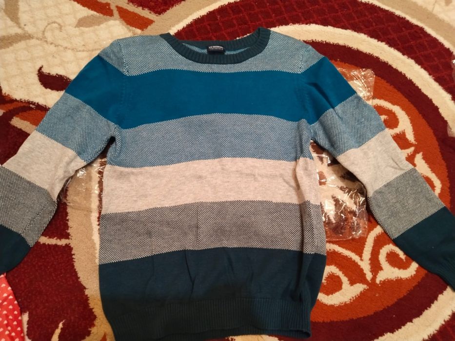 продам разные детские вещи