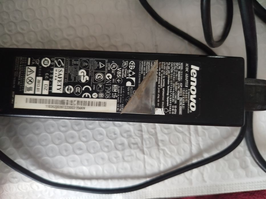 Шнур от ноутбука ленова