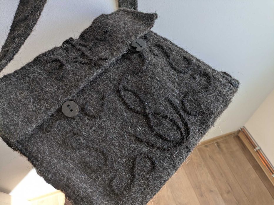 Traistă tradițională de lână - Cusută manual