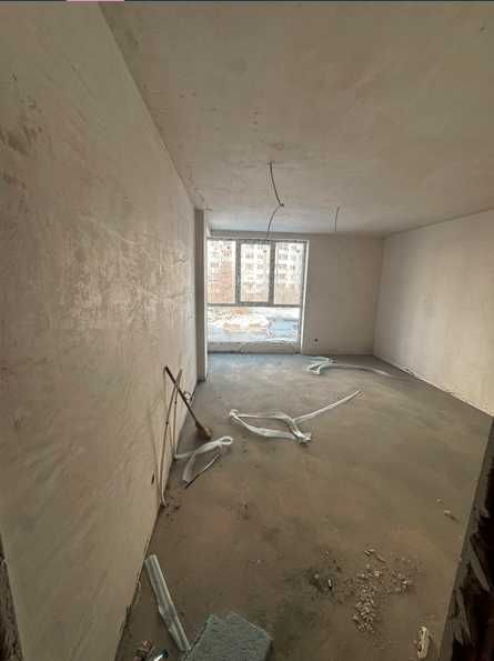 Двустаен апартамент в ж.к. Люлин 3