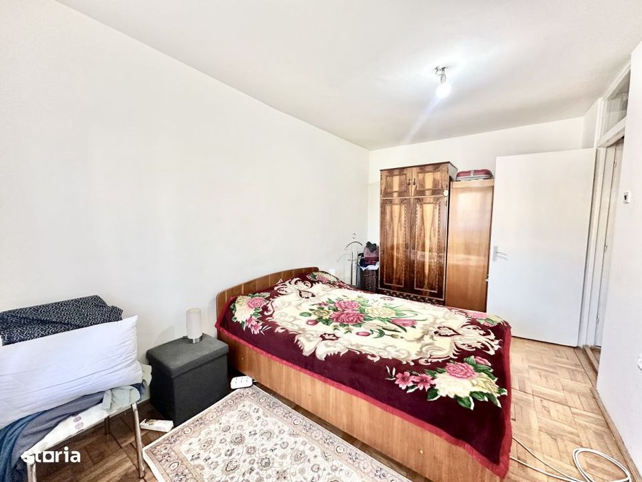 Apartament spatios - 3 camere - etaj ideal - zona Girocului