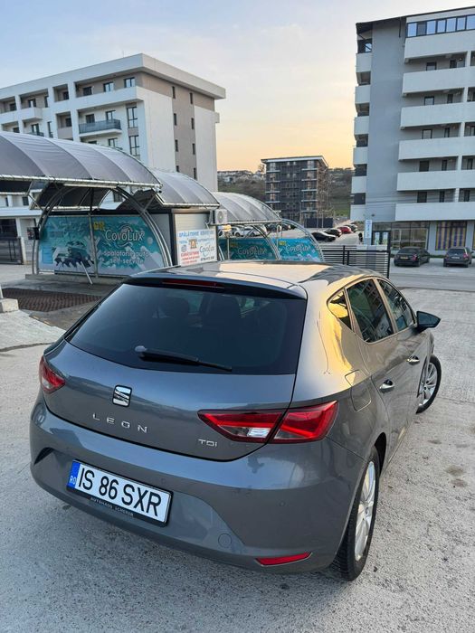 SEAT Leon 2015 — imagine 2