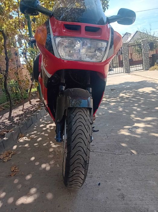 Motocicleta Honda