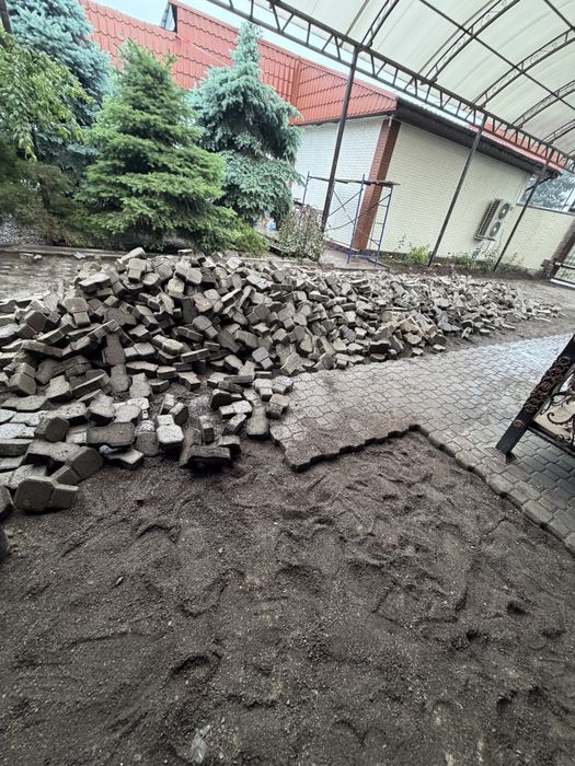 Бурсчатка 400 тенге штука / 1500 за квадрат