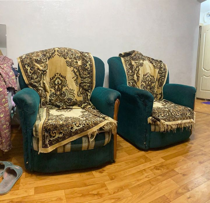Диван два кресла