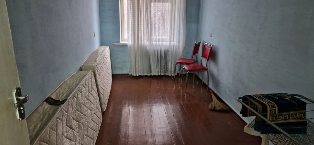 Сдаётся 2-х комнатная квартира.