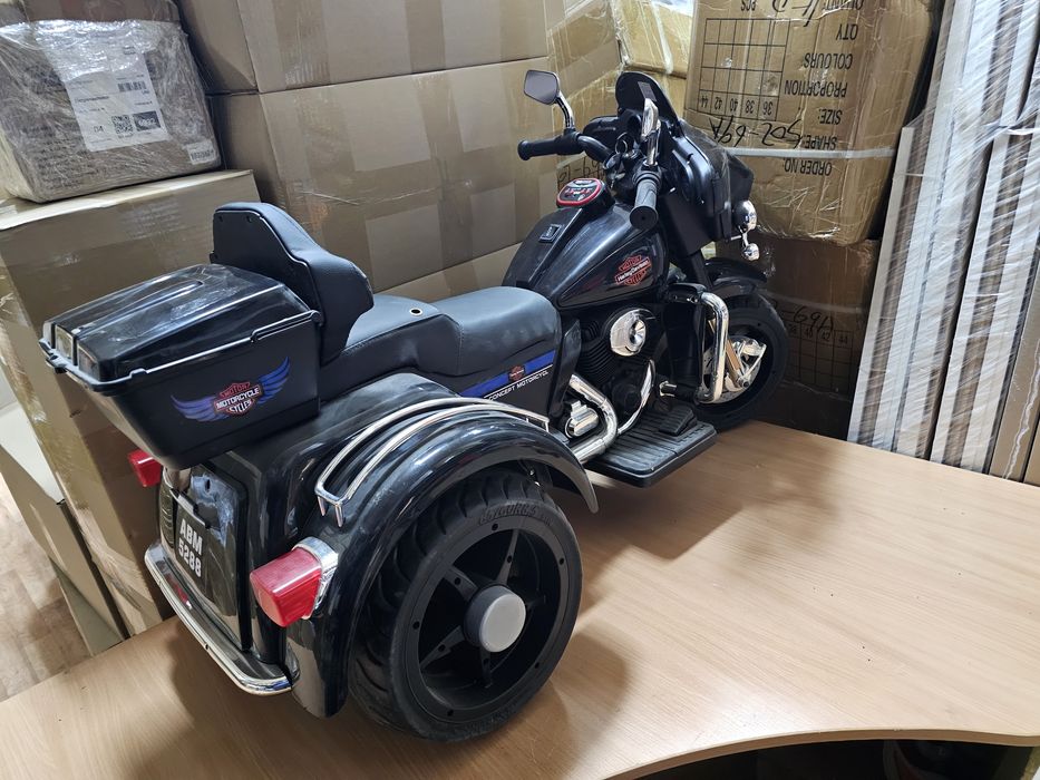 Продам Детский электромобиль и мотоцикл