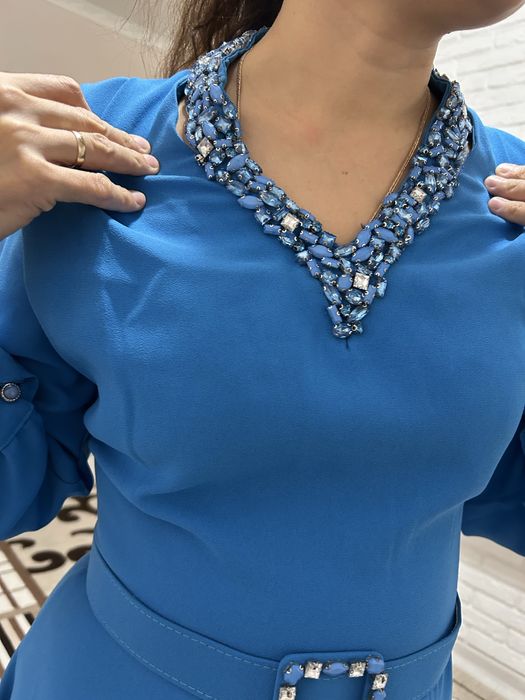 Вечерние платья.