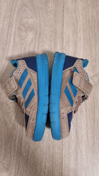 Încălțăminte Adidas copii