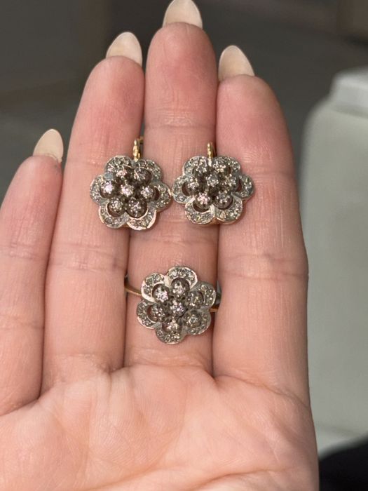 продам бриллиантовый набор