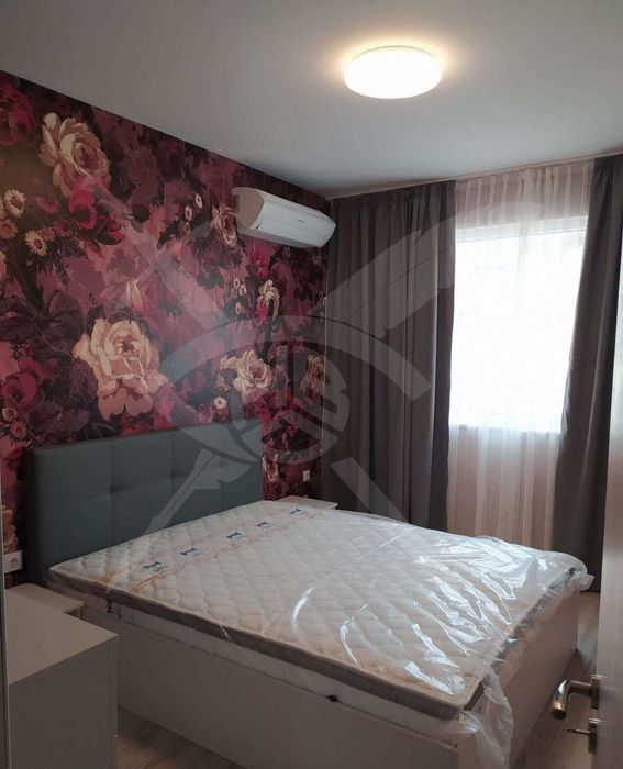 Продава се Тристаен апартамент в Варна, Бриз - 100 кв.м за 2350 €/кв.м - Снимка #4