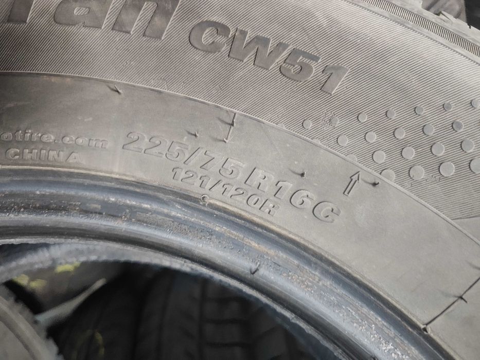 4бр.зимни гуми 225/75/16C Kumho