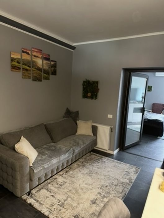 Propietar, vand apartament renovat si mobilat