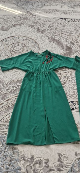 Продам вечерние платье