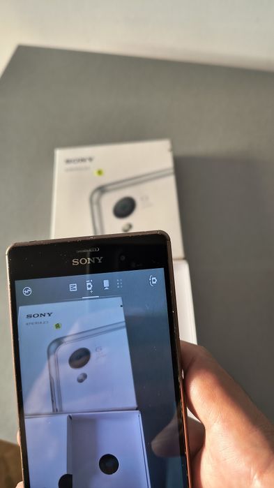 Sony Xperia Z3 cu accesorii