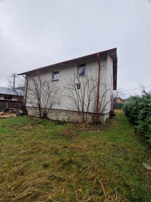 Casa 5 camere Soveja