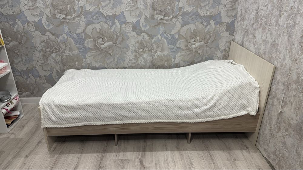 Односпальная кровать