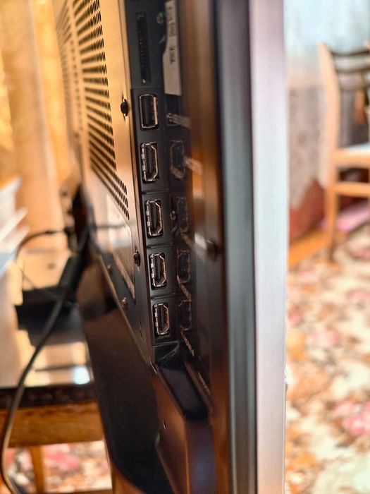 Телевизор Panasonic 42"- 107см