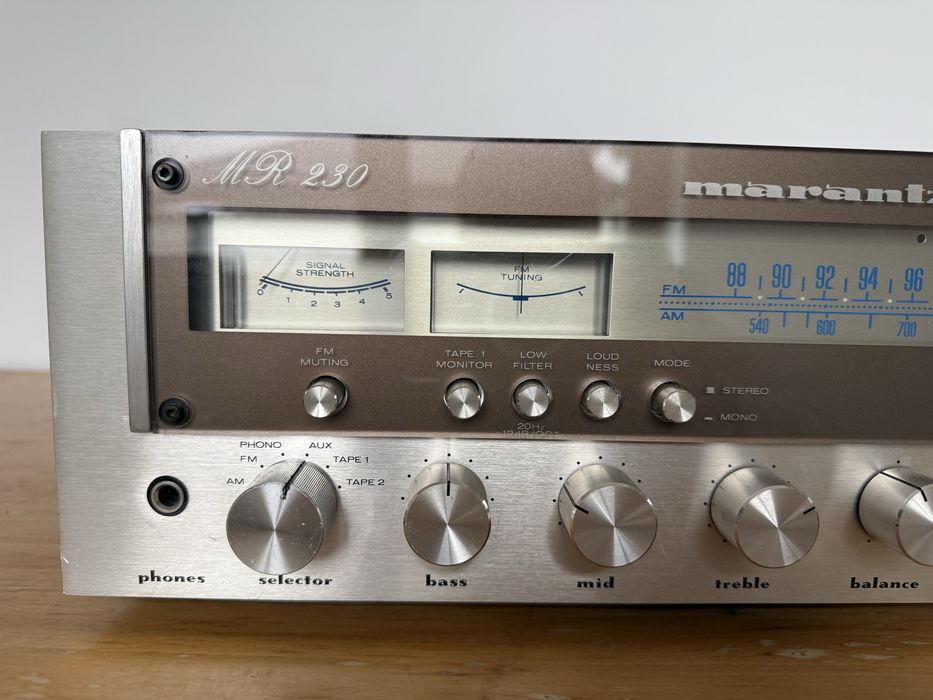 Amplituner/receiver/amplificator vintage Marantz MR 230