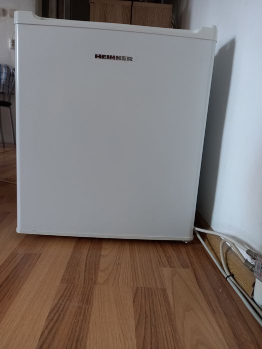 Minifrigider Heinner