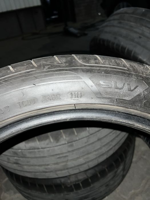 шины Goodyear в хорошем состоянии