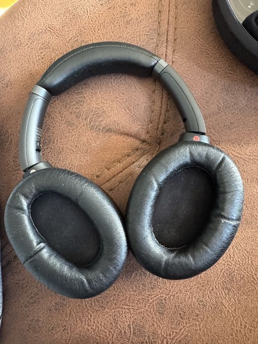 Sony WH-1000XM3 - Слушалки с Active Noise Cancelling