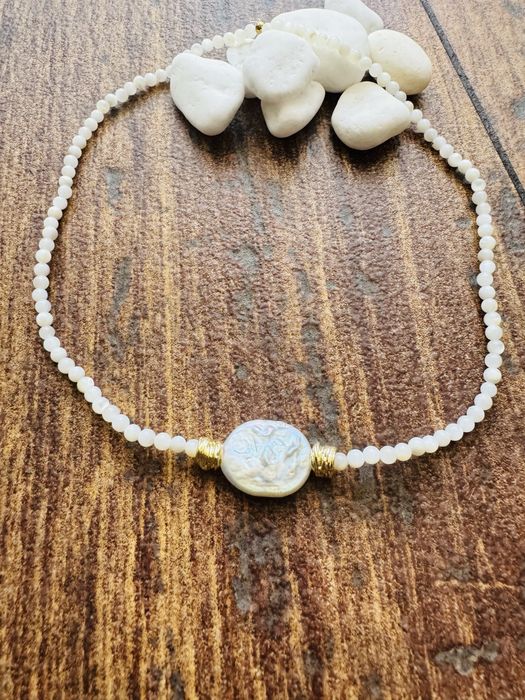 Бижута от естествени перли и камъни ръчно изработени