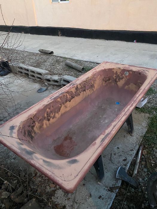 Продается ванна срочно