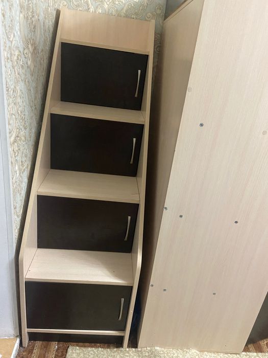 Кровать детская, двухъярусная