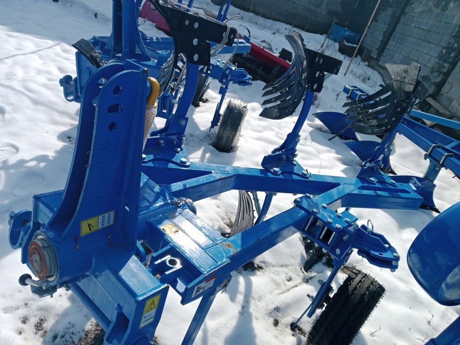 Продам оборудование плуг