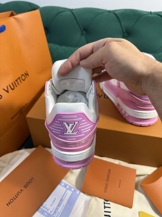 Adidasi Louis Vuitton piele naturala 100% Full Box colectie noua