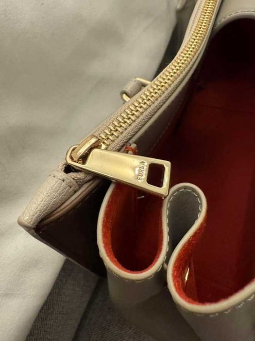 Чанта Furla от естествена кожа