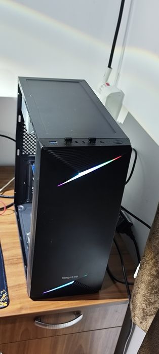 Vând calculator complet i5 7400 3.000 Ghz 16 GB RAM DDR4 monitor HP 27