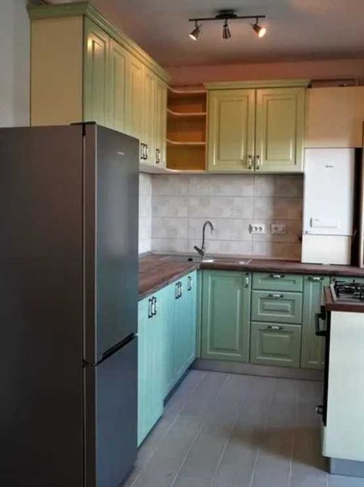 Дава се под наем Едностаен апартамент в Пловдив, Център - 29 кв.м за 137.7 € - Снимка #2